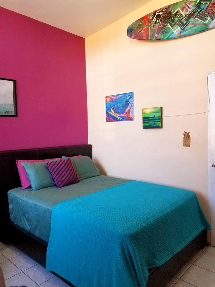 Bed and Breakfast Wssm Surf House à Aguadilla Extérieur photo