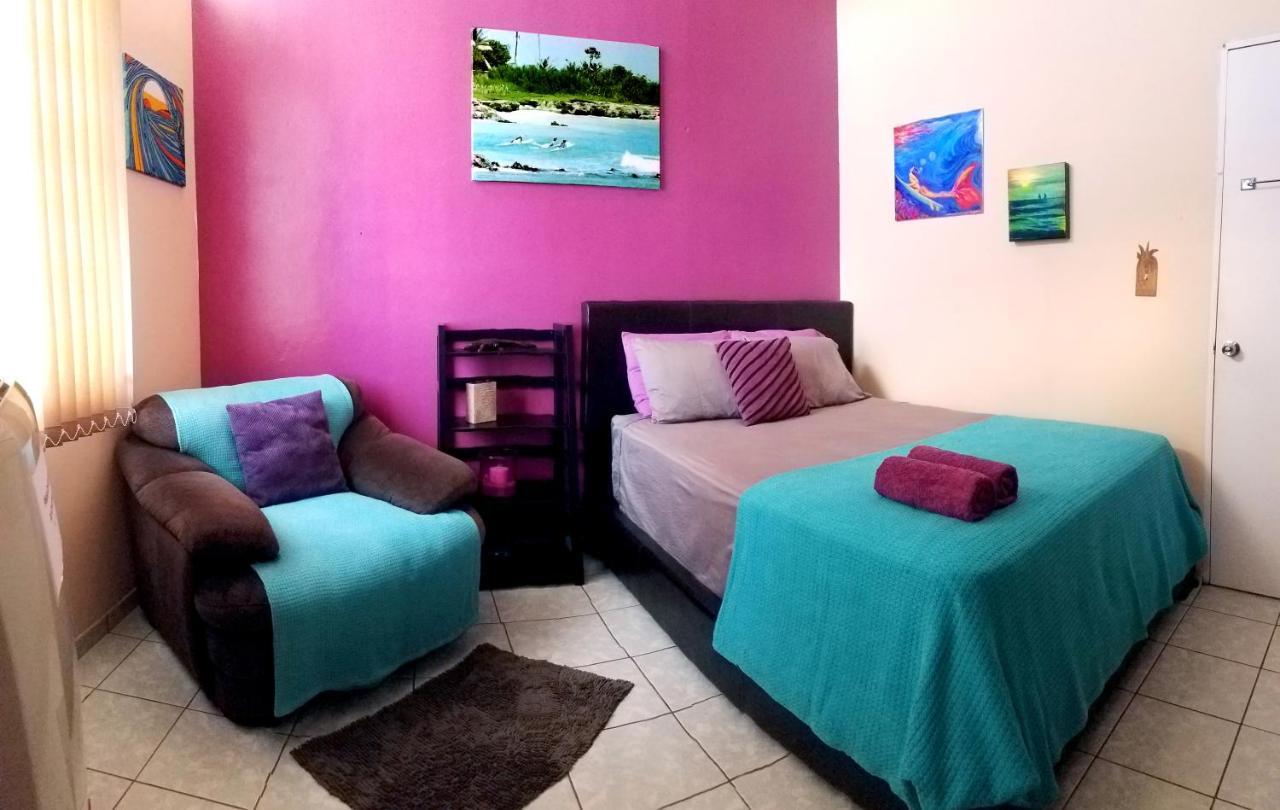 Bed and Breakfast Wssm Surf House à Aguadilla Extérieur photo